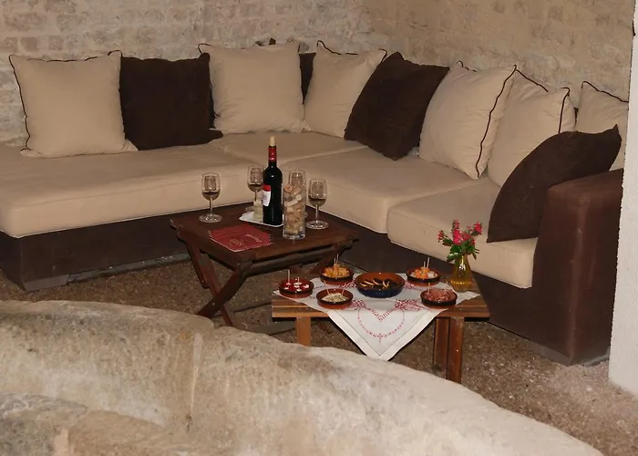 Manoir De La Pataudiere